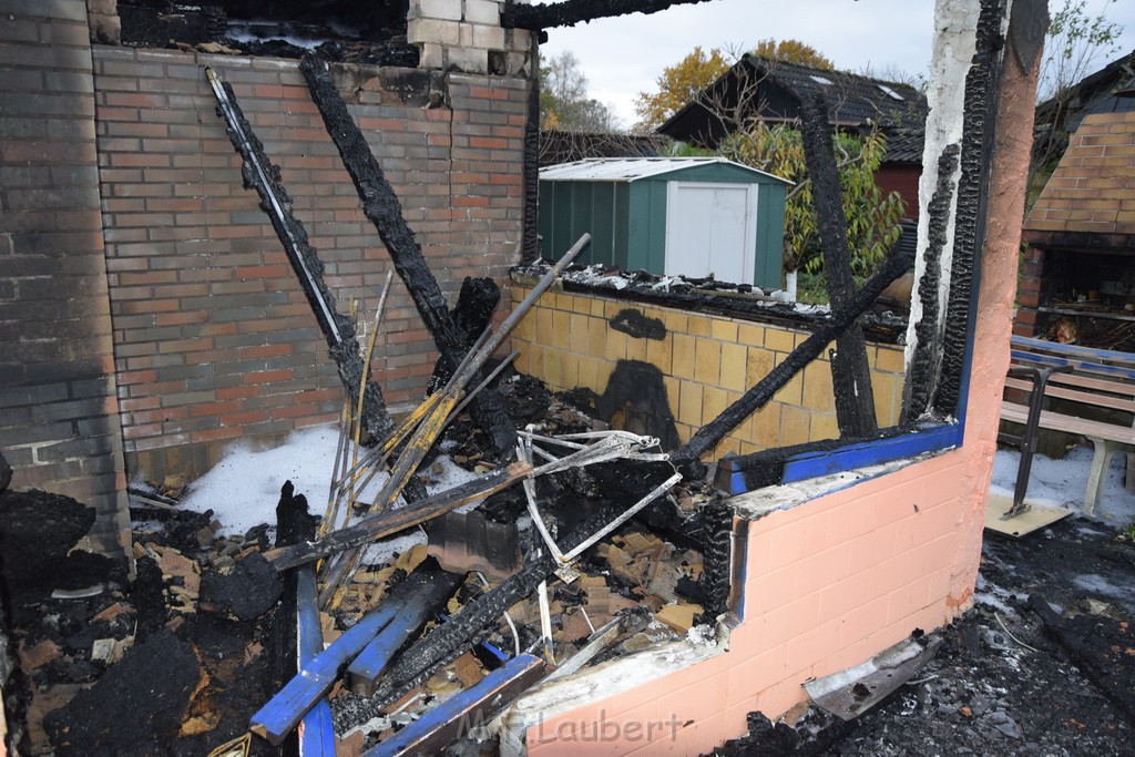 Wieder Laubenbraende Koeln Fuehlingen Kriegerhofstr P085.JPG - Miklos Laubert